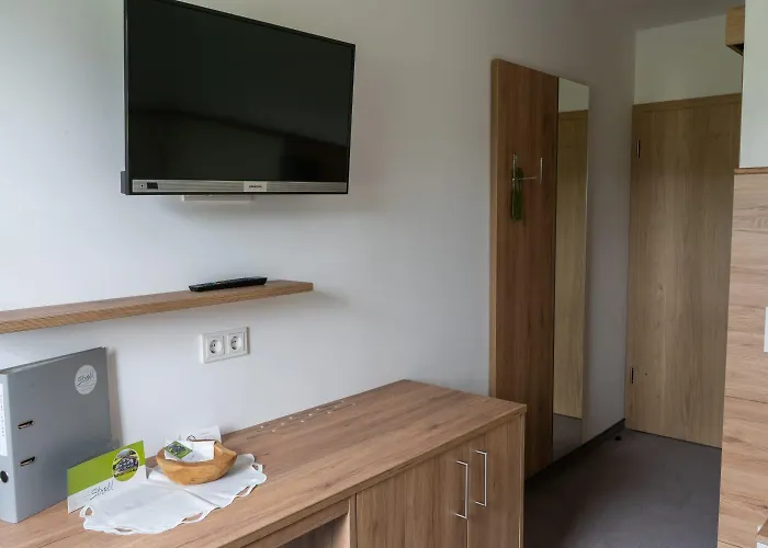 Πανσιόν Strobl 3*