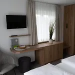 Strobl