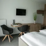 Konukevi Strobl 3*